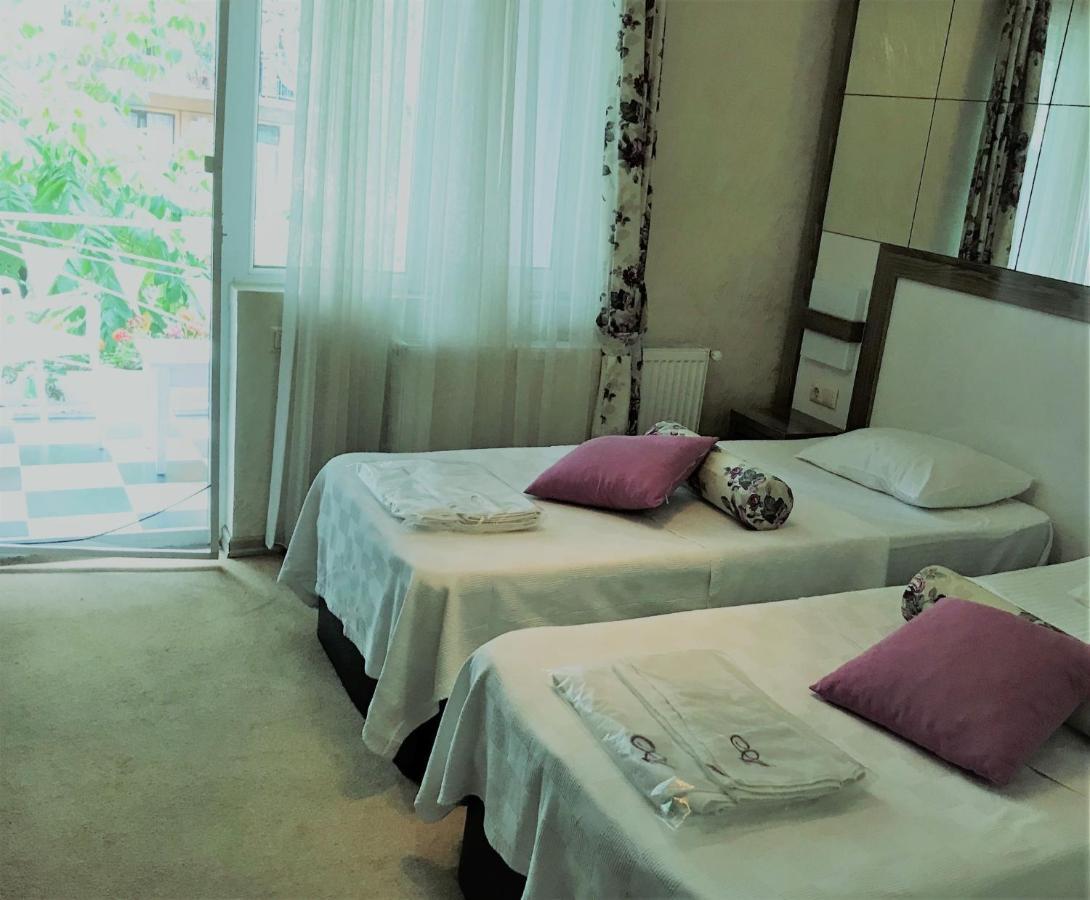 Adjara Boutique Hotel Batumi Exterior photo
