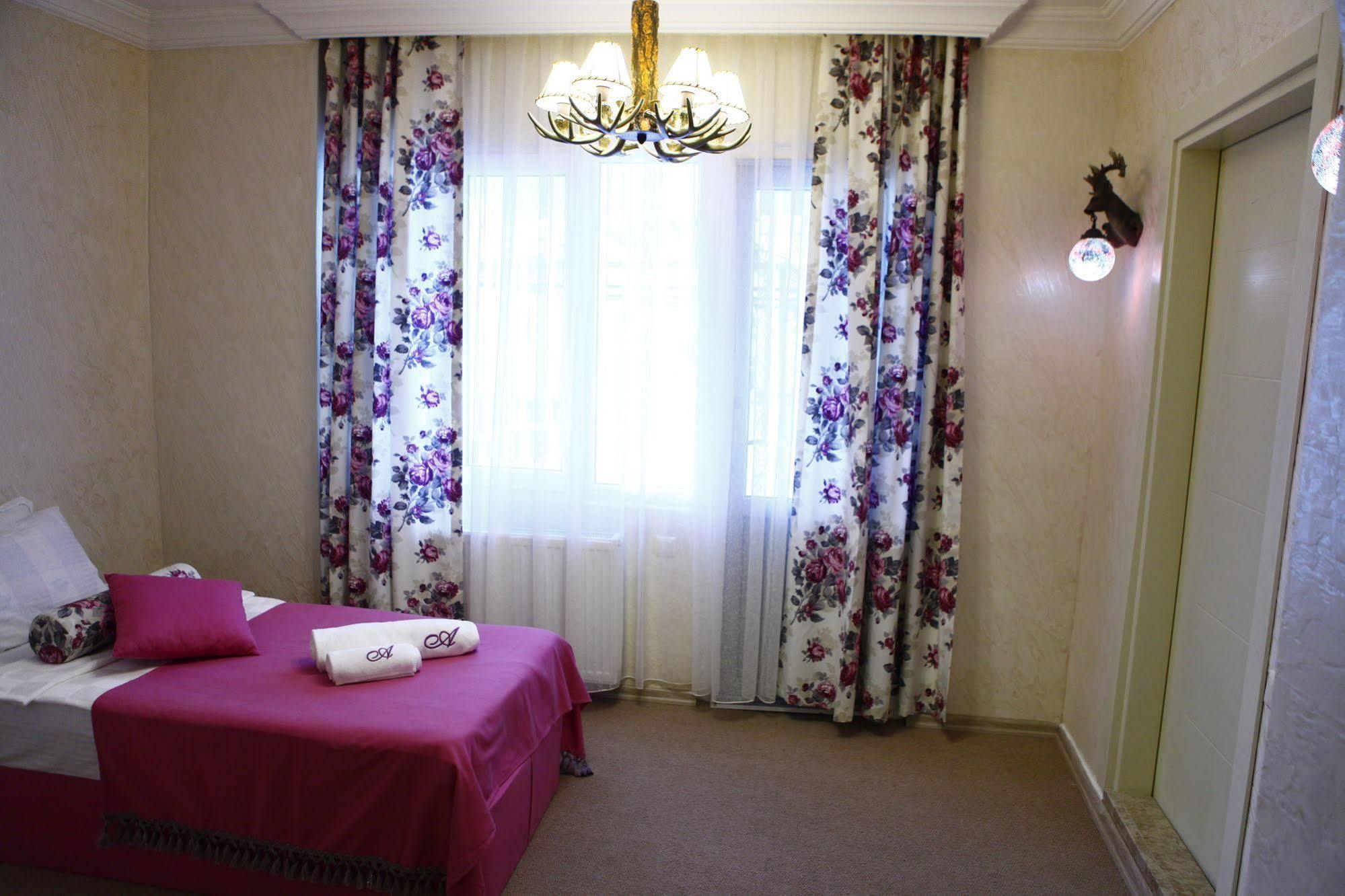 Adjara Boutique Hotel Batumi Exterior photo
