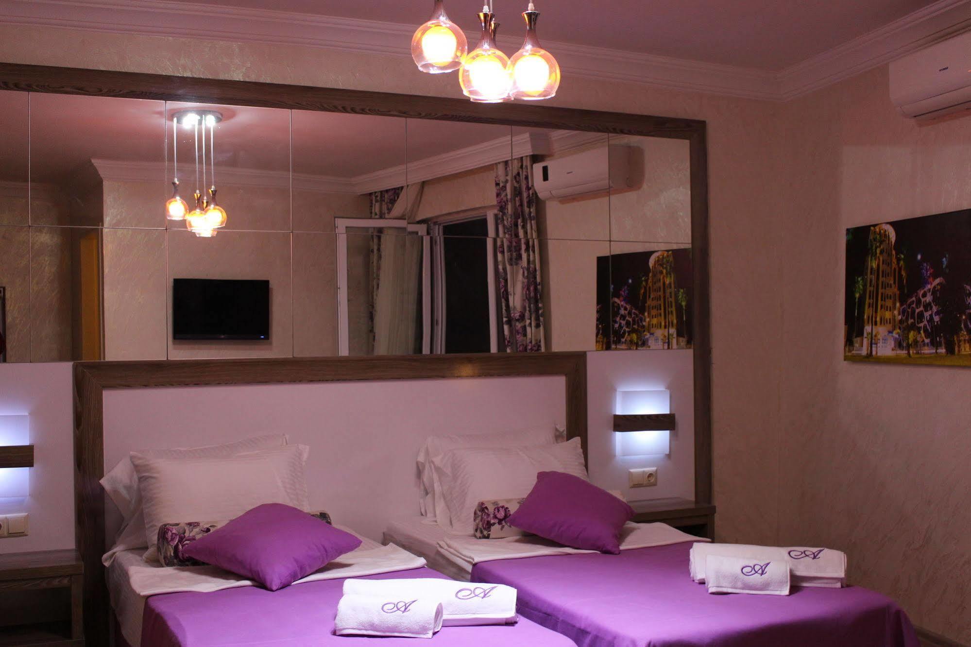 Adjara Boutique Hotel Batumi Exterior photo
