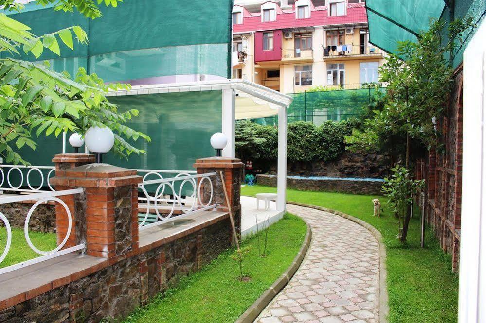 Adjara Boutique Hotel Batumi Exterior photo